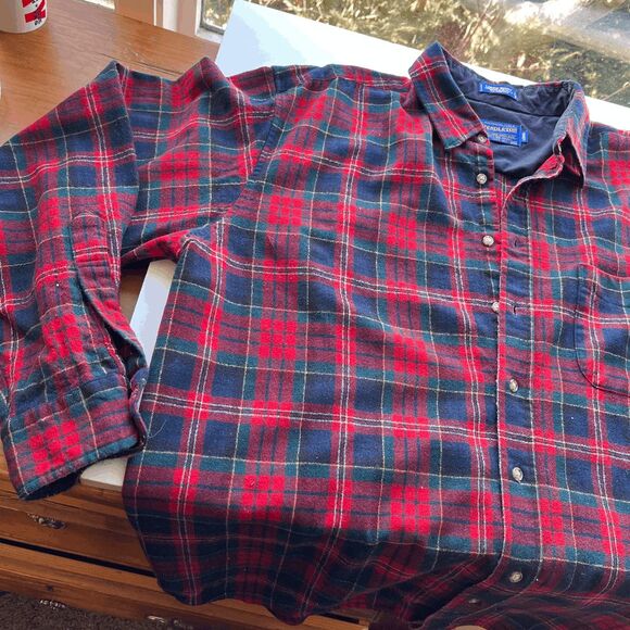 VTG 80s/90s Pendleton 100% Virgin Wool Plaid Shirt XL – Made in USA - Picture 6 of 9